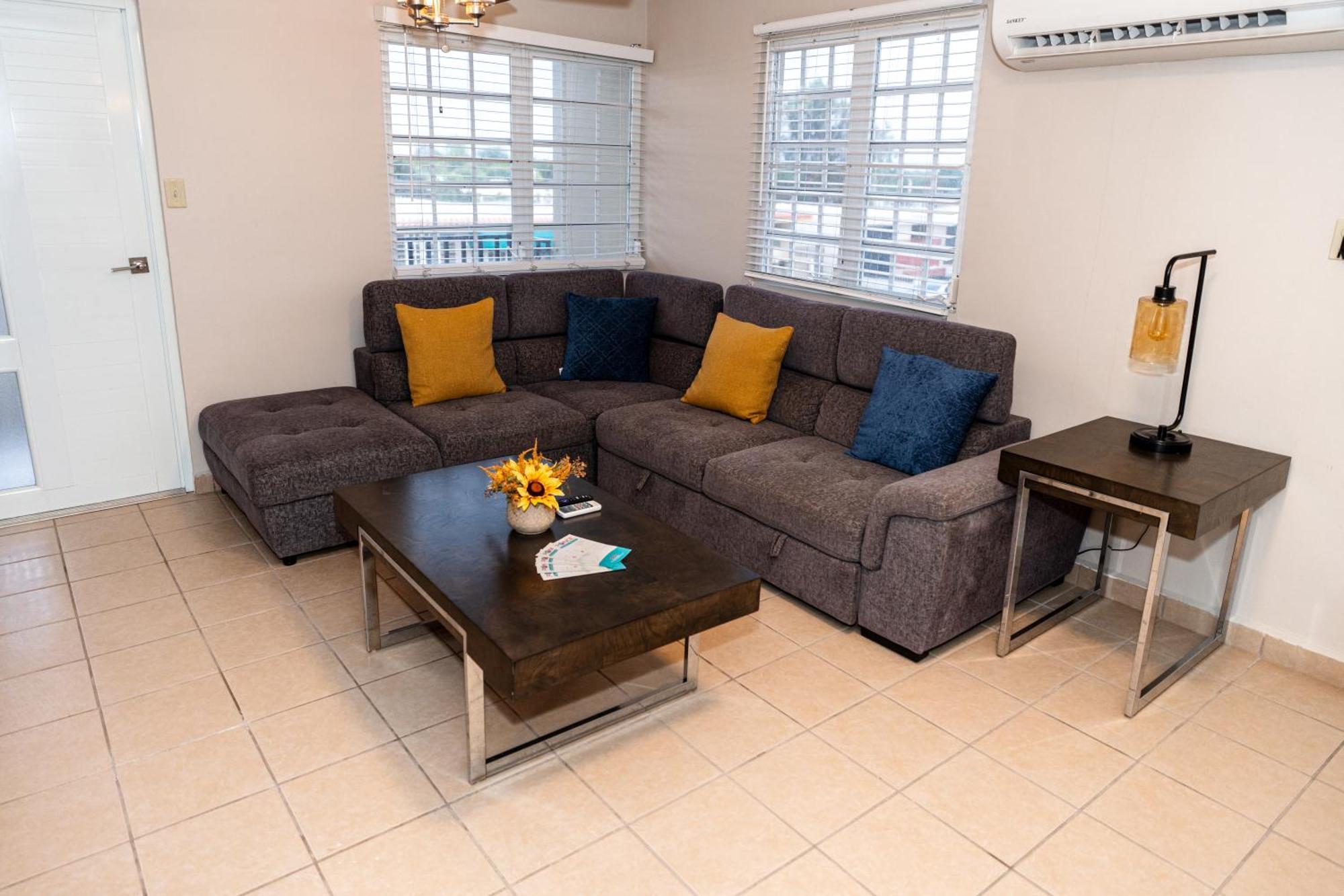 Apartamento Luxury Retreat With Private Jacuzzi And Mountain Views Free Parking Ponce Exterior foto